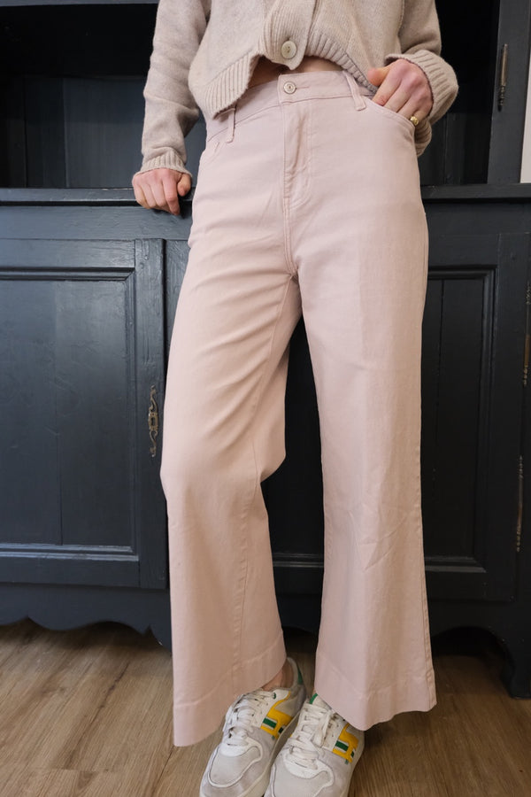 Wendy Cropped Wide Leg Jeans | Pale Pink
