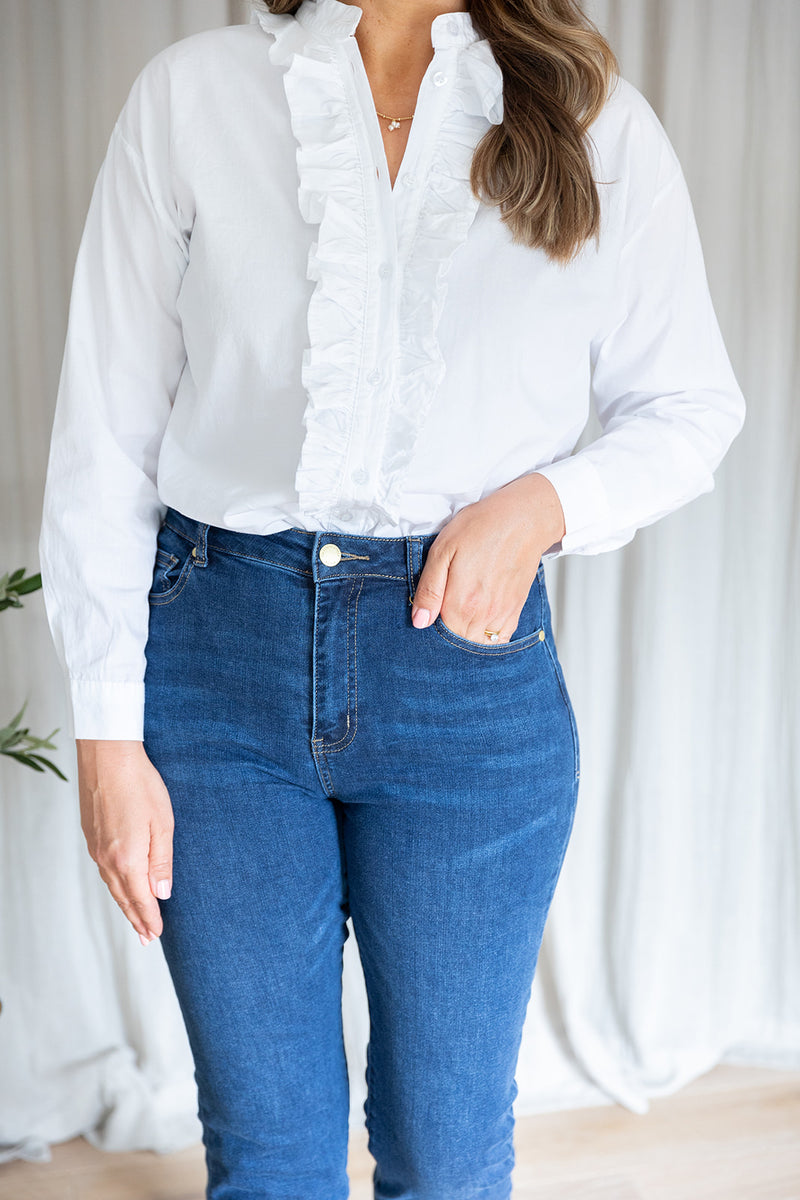 Lancelot Flared Jeans | Wash
