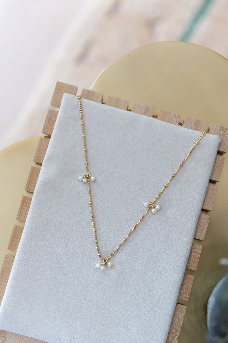 Cluster Pearl Necklace