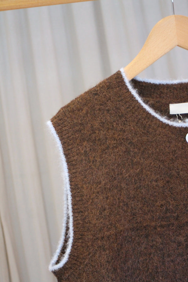 Buttoned Tank | Brown/Blue