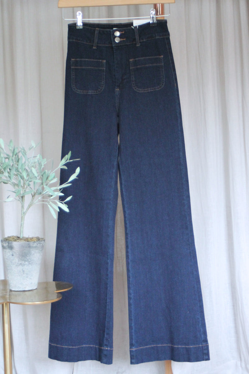 Elena Flared Jeans | Raw