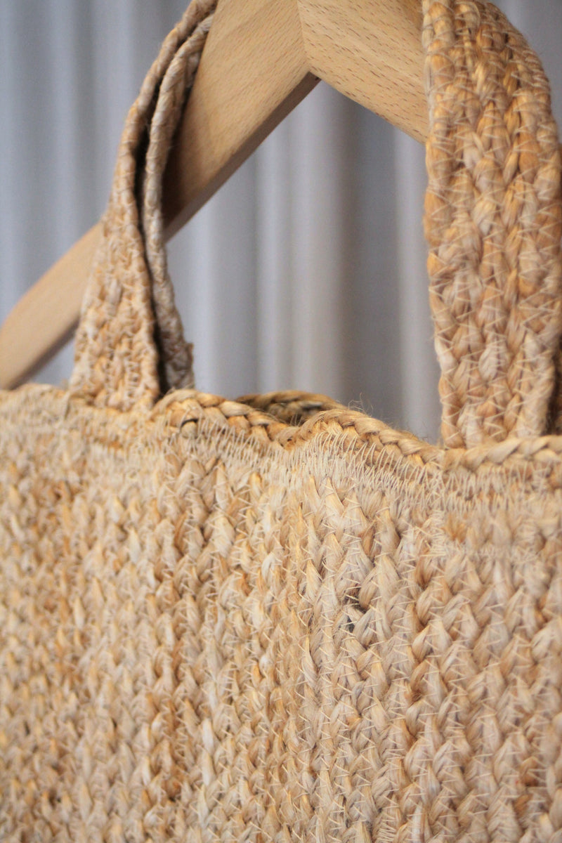 Scallop Tote Basket | Natural