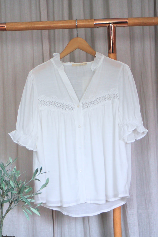 Short Sleeved White Top