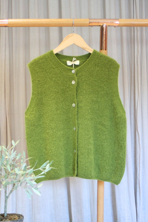 Tara Buttoned Tank | Pea Green