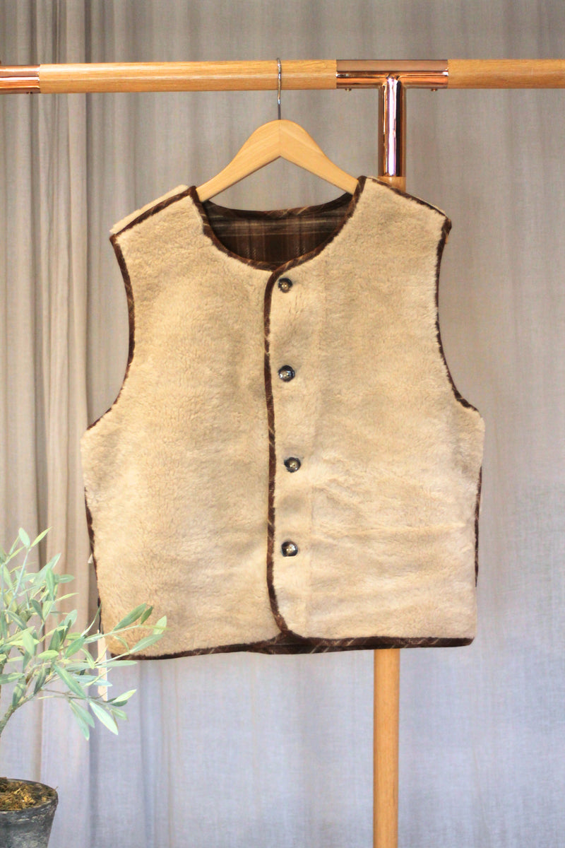 Vinka Reversible Vest | Brown