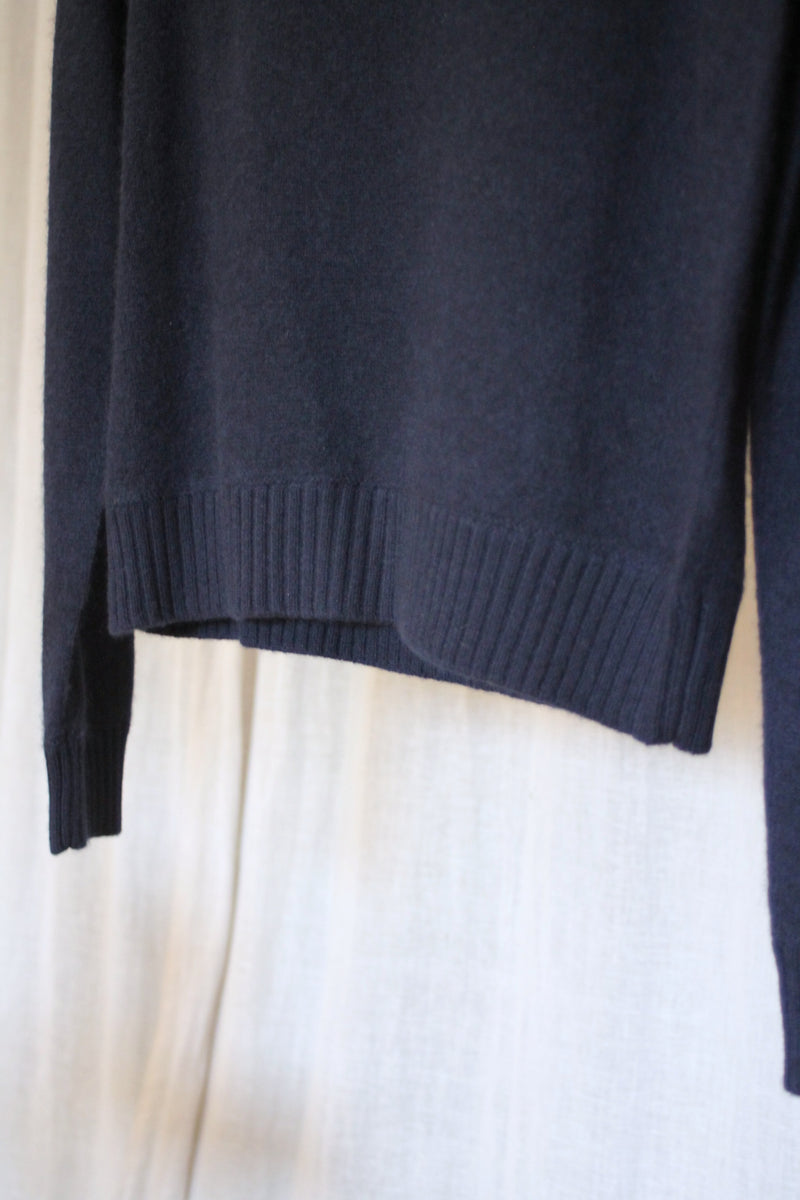 Light Roll Collar | Navy