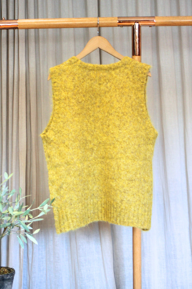 Tank | Ochre