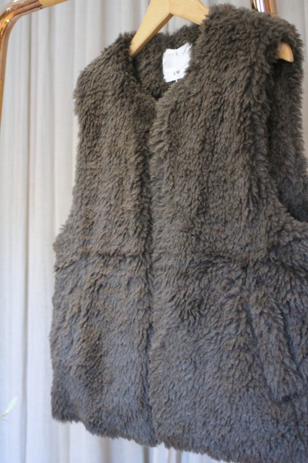Sesame Gilet | Grey