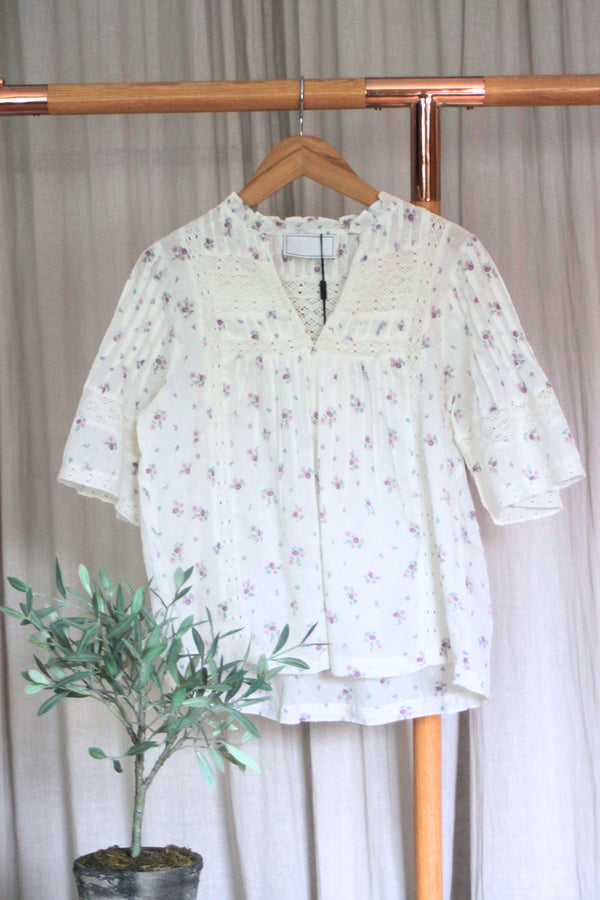 Siama Top | Lilac Flowers