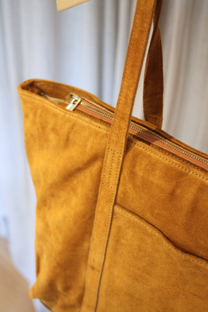 Suede Tote | Camel